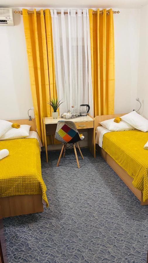 Apartmens And Rooms Madunic V スプリト エクステリア 写真