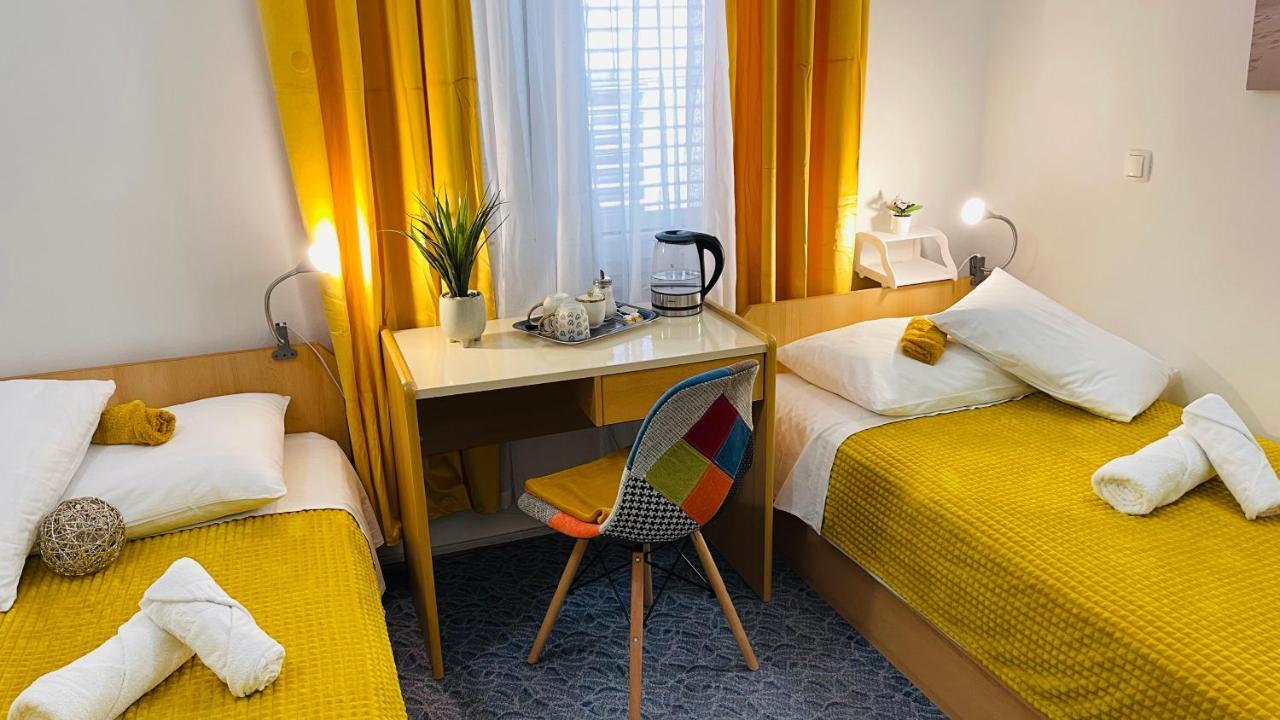 Apartmens And Rooms Madunic V スプリト エクステリア 写真