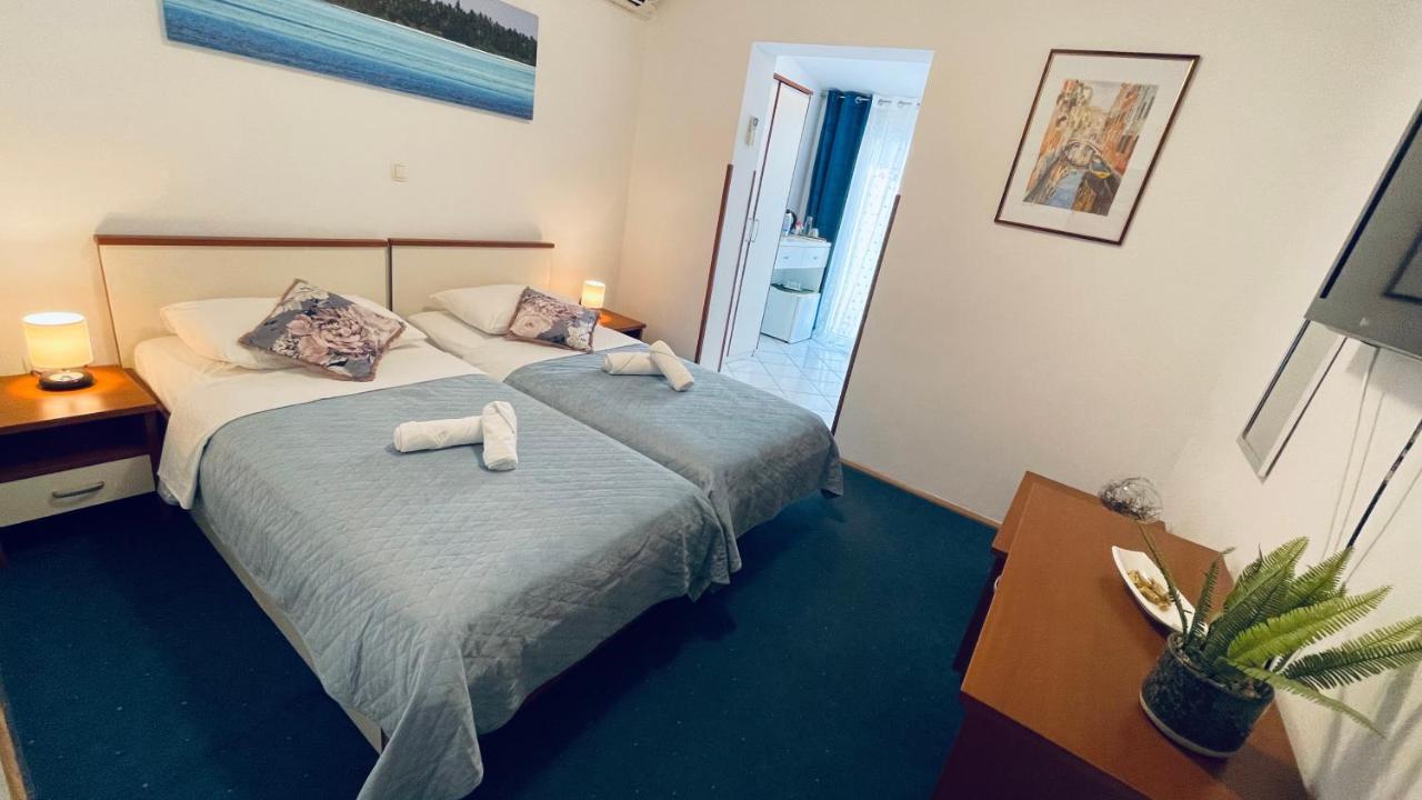 Apartmens And Rooms Madunic V スプリト エクステリア 写真