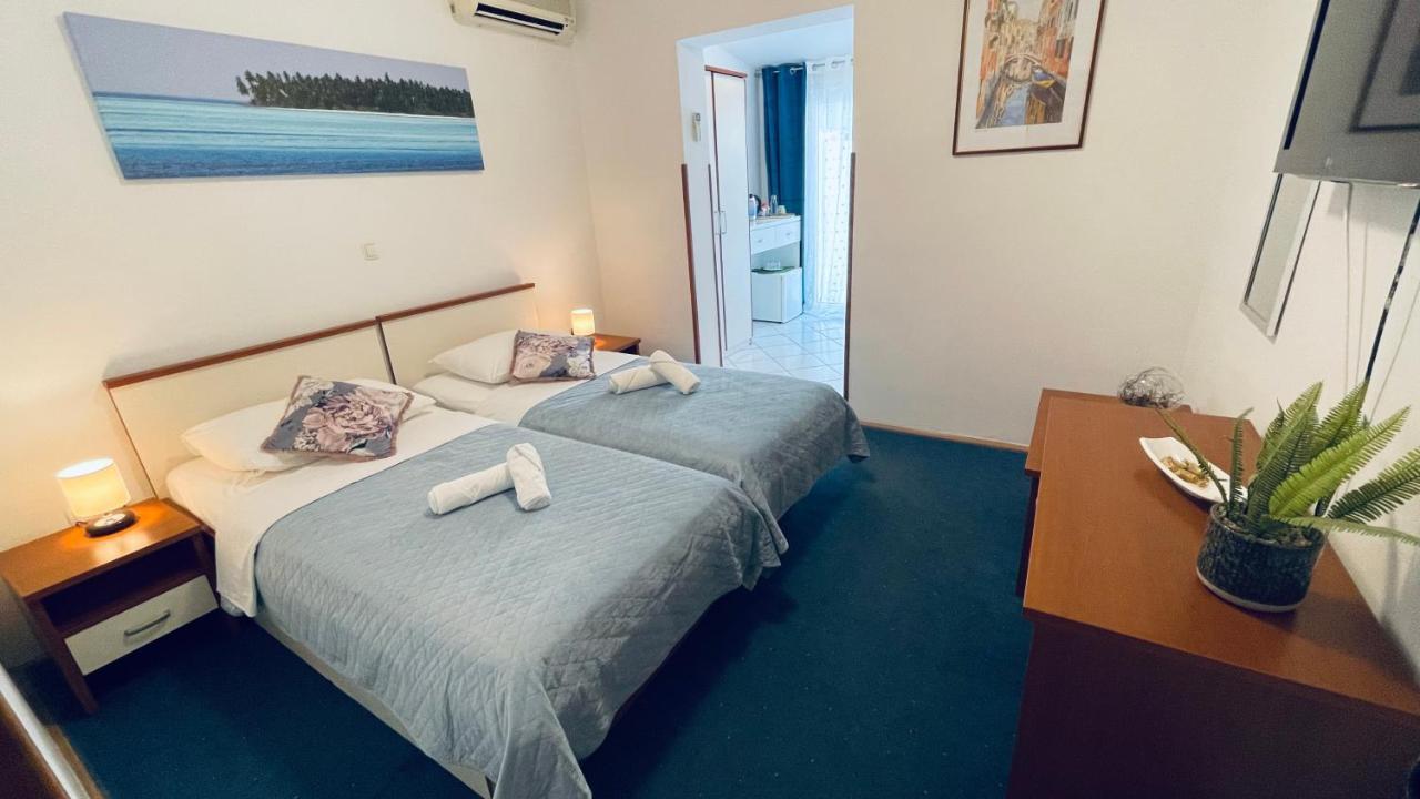 Apartmens And Rooms Madunic V スプリト エクステリア 写真