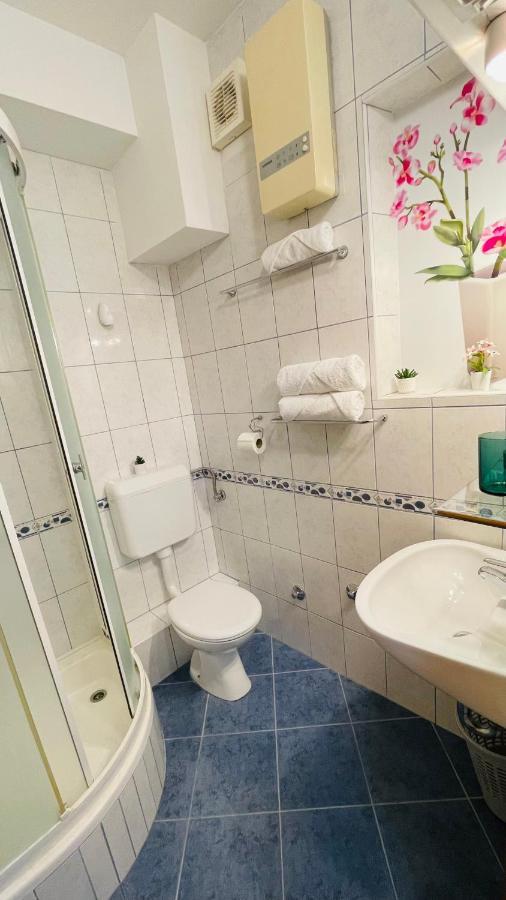 Apartmens And Rooms Madunic V スプリト エクステリア 写真